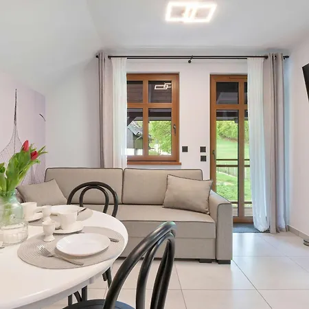 Stylowy Z Balkonem W Spokojnej Okolicy By Renters Szklarska Poreba
