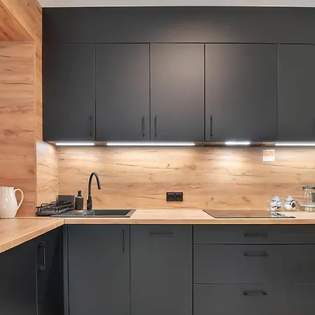 Apartment Stylowy Z Balkonem W Spokojnej Okolicy By Renters