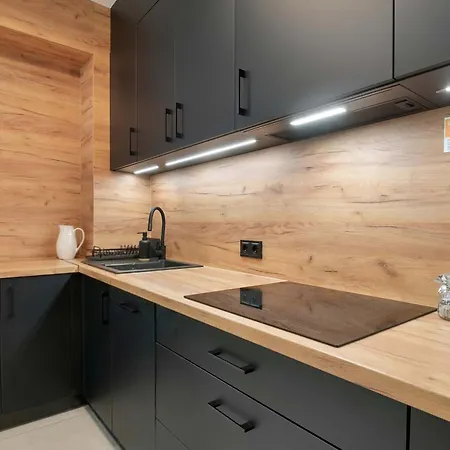 Apartment Stylowy Z Balkonem W Spokojnej Okolicy By Renters *